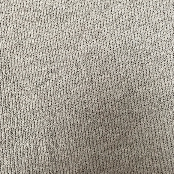 Cropped lightweight sweater - Picture 2 of 3